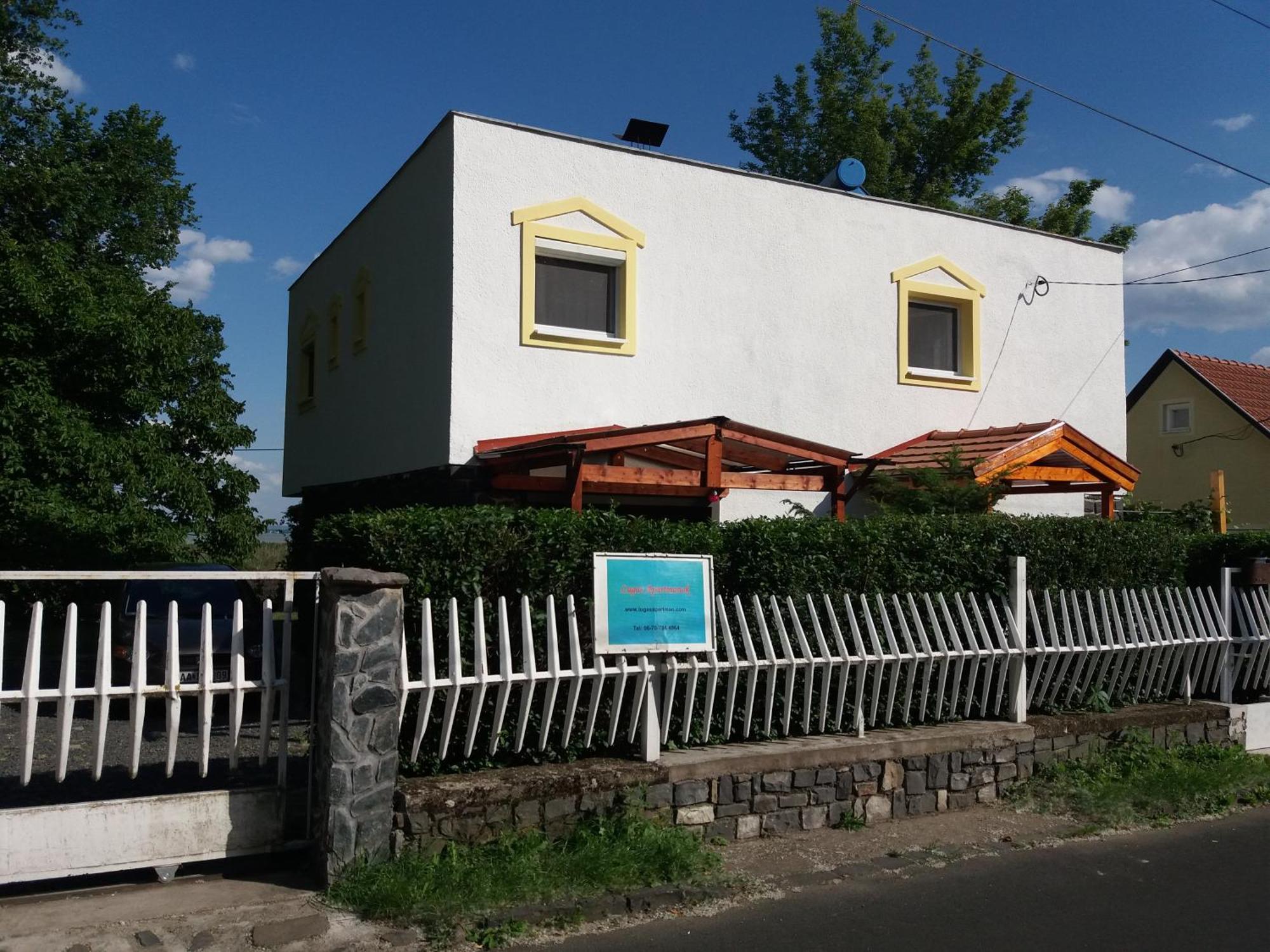 Badacsonyi Lugas Apartmanok Бадачоньтомай Екстер'єр фото
